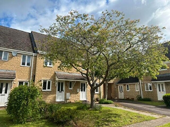2 Bedroom Terraced House To Rent In Holder Close Tetbury, GL8