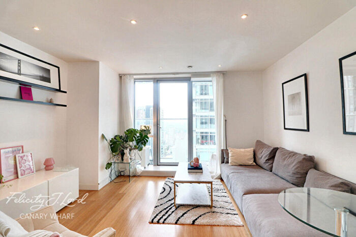 1 Bedroom Apartment To Rent In Pan Peninsula Square, London, E14