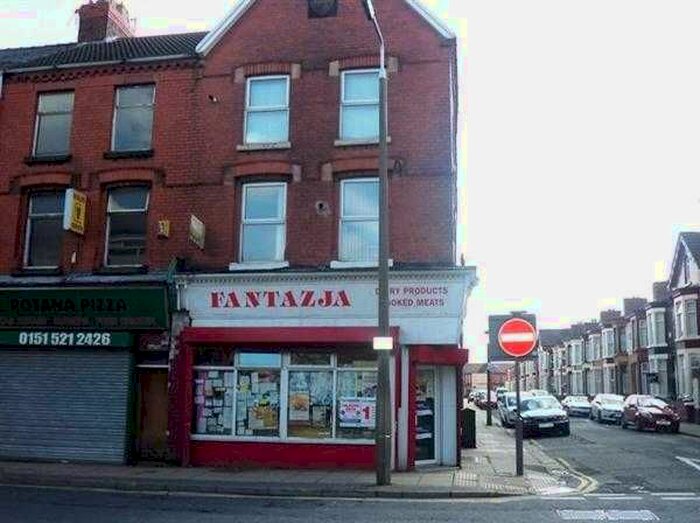 1 Bedroom Flat To Rent In County Road Flat, Walton, Liverpool, L4