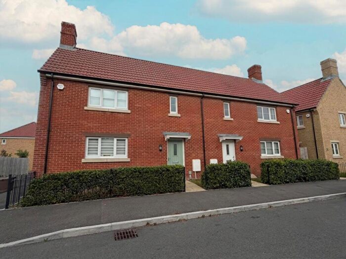 3 Bedroom Semi Detached House For Sale In Sea Clover Lane, Wyke Regis, Weymouth, DT4