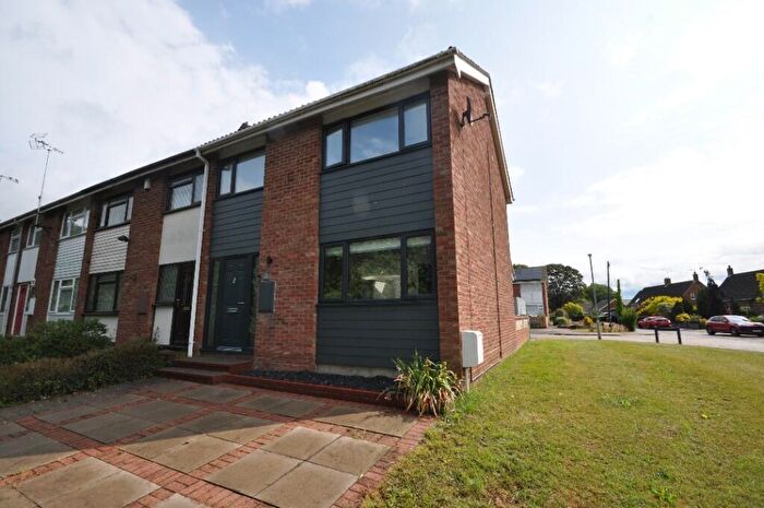 3 Bedroom End Of Terrace House To Rent In Arthy Close, CM3