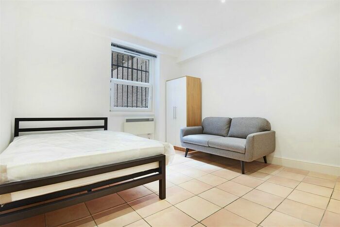 Studio To Rent In Collingham Place, South Kensington, SW5