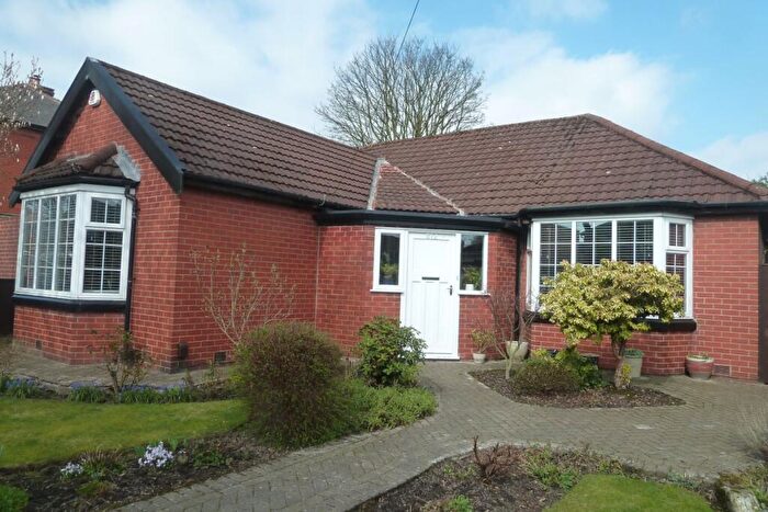 2 Bedroom Detached Bungalow For Sale In Plodder Lane, Bolton, BL4