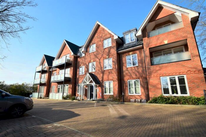 3 Bedroom Apartment To Rent In Carew Road, Northwood, HA6