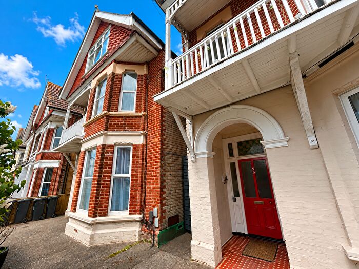 1 Bedroom Flat To Rent In Grosvenor Gardens, Bournemouth, BH1