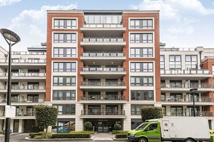 2 Bedroom Flat For Sale In Park Street, Fulham, SW6