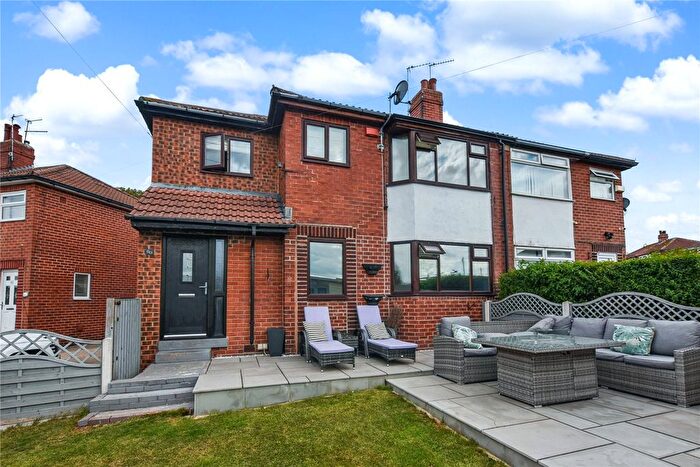 3 Bedroom Semi-Detached House For Sale In Half Mile Lane, Leeds, West Yorkshire, LS13