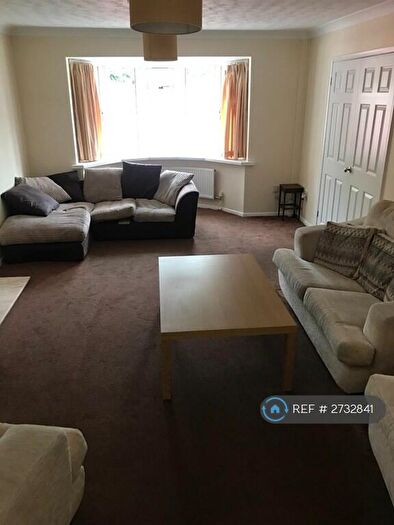 6 Bedroom Detached House To Rent In Kite Hay Close, Bristol, BS16