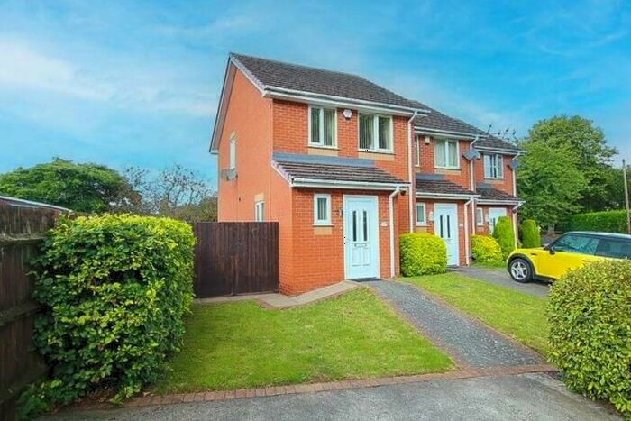 2 Bedroom Semi-Detached House To Rent In Cemetery Street, Bilston, WV14