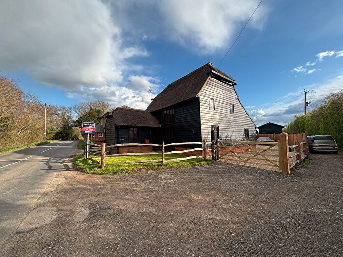 3 Bedroom Barn Conversion For Sale In Collier Street, Kent, TN12