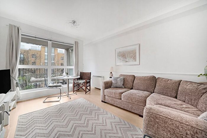 1 Bedroom Flat To Rent In Royal Tower Lodge, Cartwright Street, E1