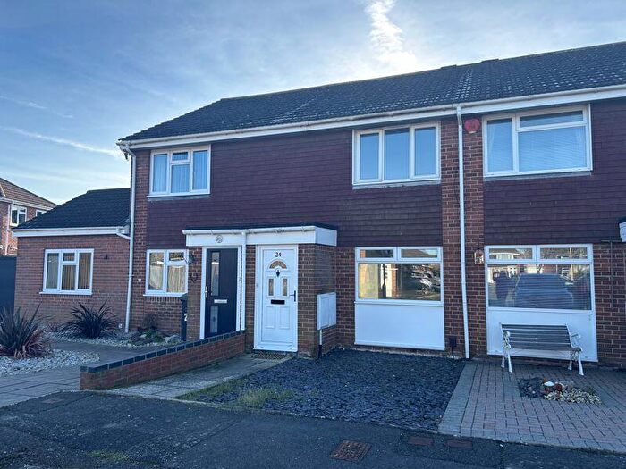 2 Bedroom Terraced House To Rent In Compton Close, Lee-On-The-Solent, PO13