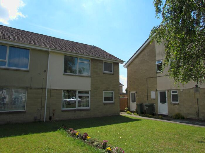 2 Bedroom Flat To Rent In Marston Mead, Frome, BA11