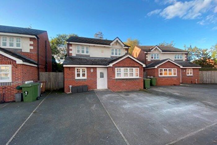 3 Bedroom Property To Rent In Colbert Close, Wirral, CH49