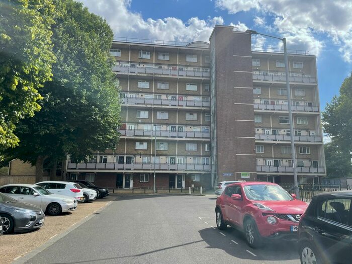 2 Bedroom Maisonette To Rent In Wadham House, College Close, London, N18