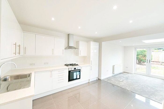 3 Bedroom Semi Detached House To Rent In Stanley Avenue, Portslade, Brighton, East Sussex, BN41