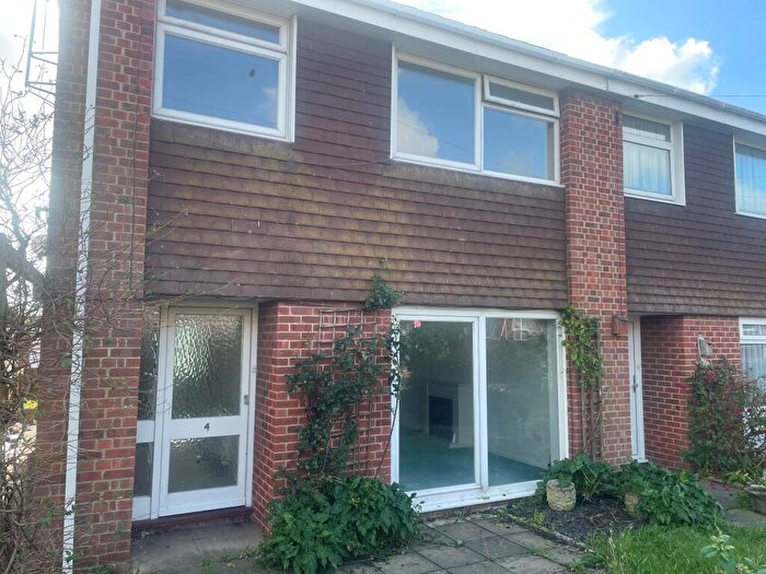 3 Bedroom House To Rent In Coming Soon - Bedroom House In Chickerell, DT4