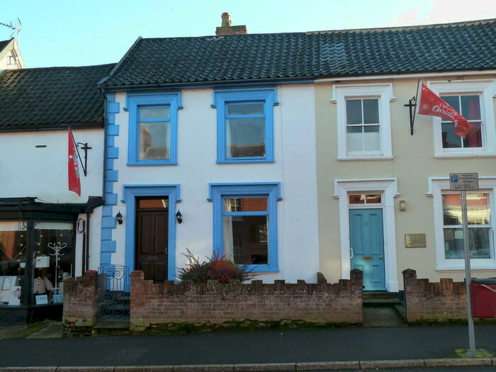 3 Bedroom Town House To Rent In Old Market Place, Harleston, Norfolk, IP20