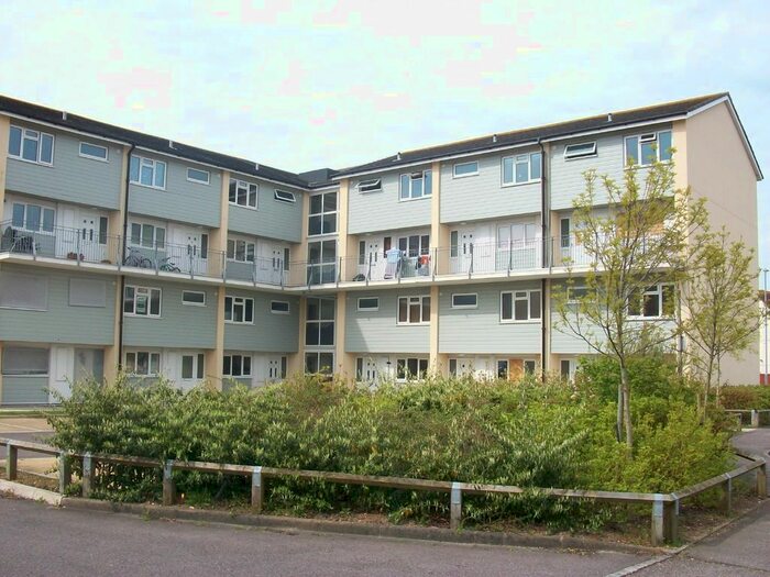 1 Bedroom Flat To Rent In Fort Cumberland Road, Southsea PO4