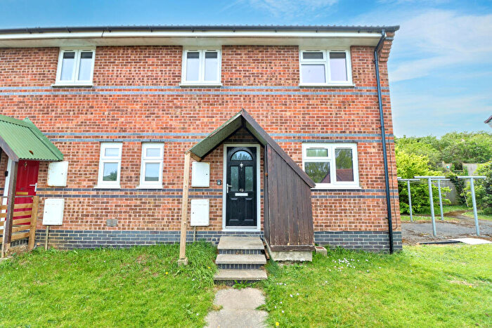 3 Bedroom End Of Terrace House For Sale In Beverley Road, Weymouth, DT3