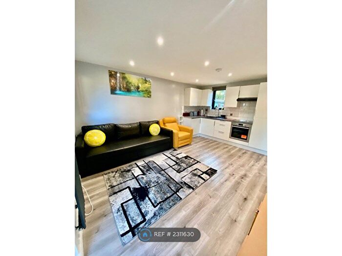 1 Bedroom Flat To Rent In Catford, London, SE6