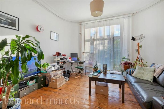 1 Bedroom Flat To Rent In Park Hill, London, SW4