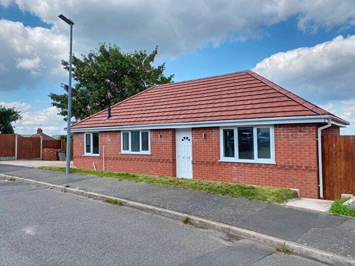 3 Bedroom Bungalow For Sale In Mallen Drive, Oldbury, B69