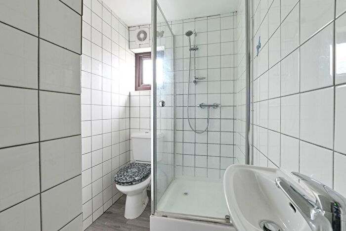 Studio To Rent In Dalston Lane, Dalston, London, E8