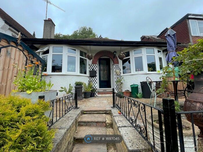 2 Bedroom Bungalow To Rent In Stafford Road, Caterham, CR3