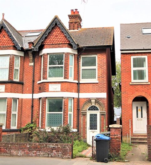 3 Bedroom House To Rent In Sturry Road, Canterbury, CT1
