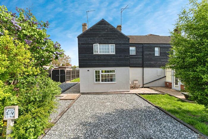 5 Bedroom Detached House For Sale In Lynn Road, Littleport, Ely, Cambridgeshire, CB6