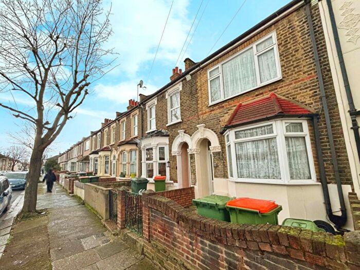 2 Bedroom Terraced House To Rent In Sutton Court Road, London, E13