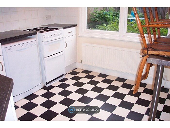 4 Bedroom Terraced House To Rent In Arnold Road, Seven Sisters, N15