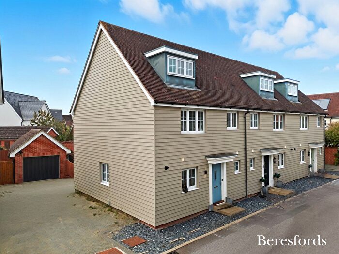 4 Bedroom End Of Terrace House For Sale In Marshalls Way, Little Canfield, CM6