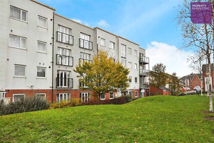 2 Bedroom Flat For Sale In Onyx Crescent, Leicester, LE4