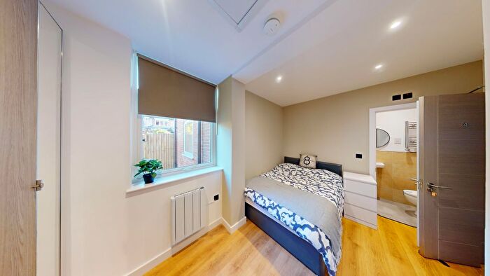 Studio To Rent In Grasmere Avenue, Acton, W3 - Photo 2