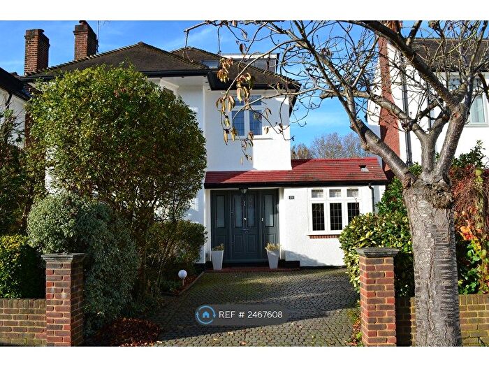 4 Bedroom Detached House To Rent In Richmond, Richmond, TW10