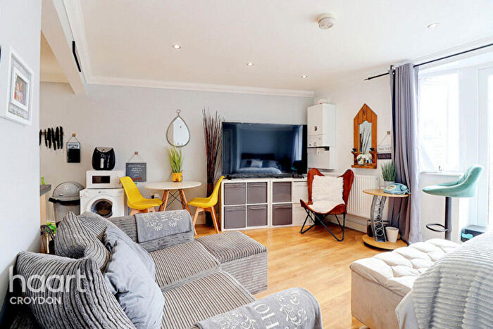 Studio For Sale In Selsdon Road, South Croydon, CR2