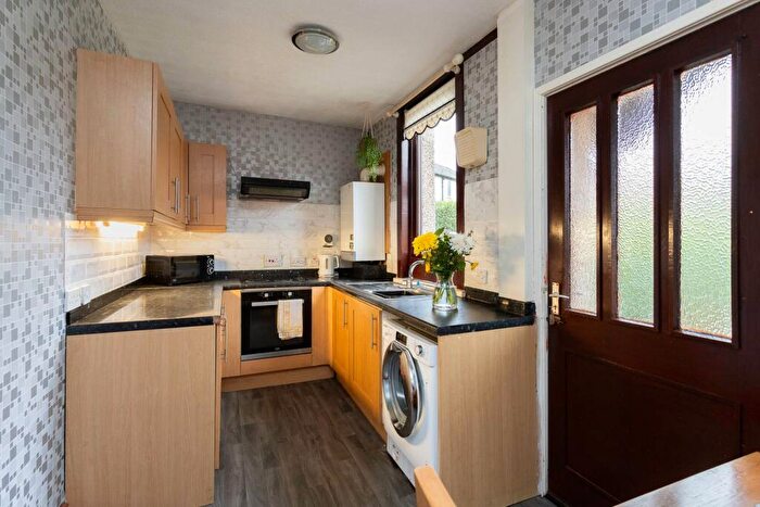 2 Bedroom Semi-Detached Villa For Sale In Carlochie Place, Dundee, DD4