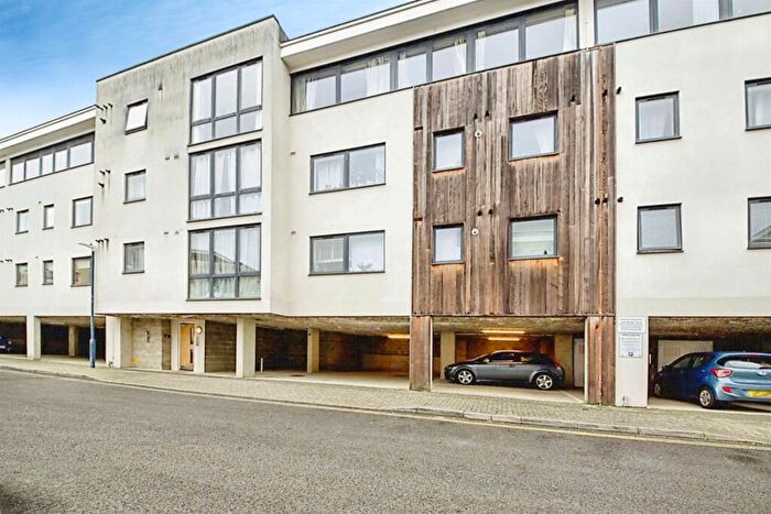 2 Bedroom Apartment For Sale In Clifford Way, Maidstone, ME16