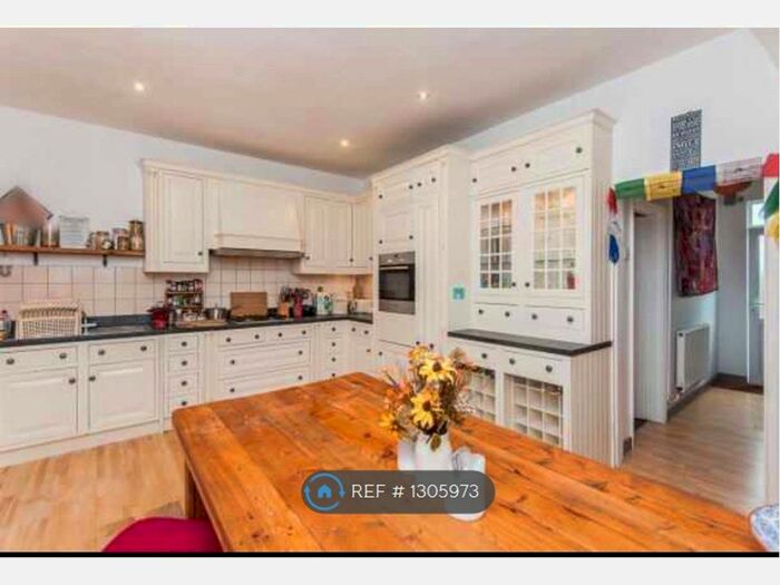 3 Bedroom End Of Terrace House To Rent In Exwick Road, Exeter EX4