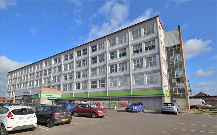 1 Bedroom Flat To Rent In Princess Margaret Road, East Tilbury, Essex, RM18