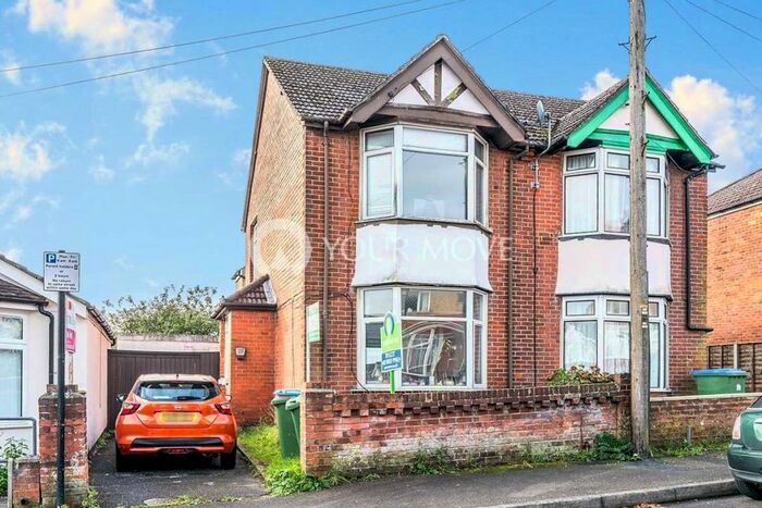 5 Bedroom Detached House To Rent In Kitchener Road, Southampton, Hampshire, SO17