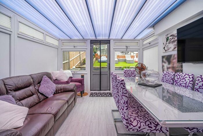2 Bedroom Semi-Detached House For Sale In Glenhurst Rise, Crystal Palace, SE19