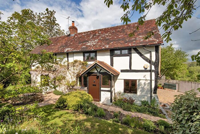3 Bedroom Detached House For Sale In Bourne Lane, Plaxtol, Sevenoaks, TN15