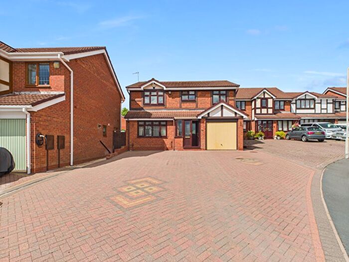 4 Bedroom Detached House For Sale In Swansmede Way, Stirchley, Telford, Shropshire., TF3