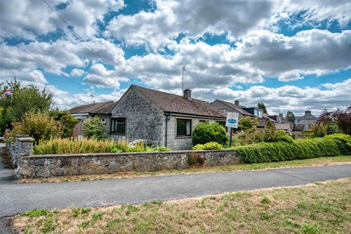 3 Bedroom Detached Bungalow For Sale In Station Road, Great Longstone, Bakewell, DE45