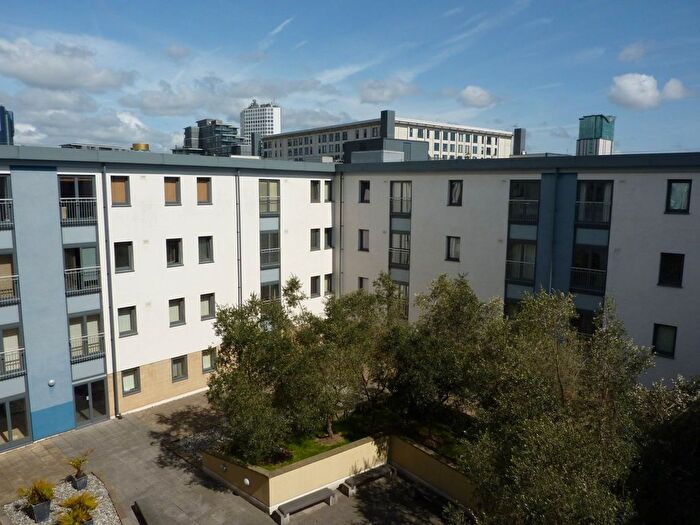 2 Bedroom Flat To Rent In Upper Marshall Street, Birmingham, West Midlands, B1