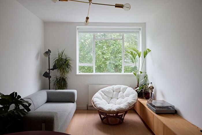 1 Bedroom Flat For Sale In Bevin Court Ii, London, WC1X