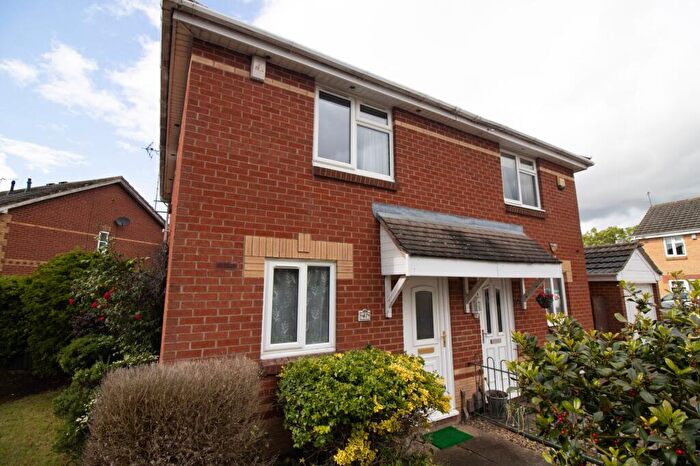 2 Bedroom Semi-Detached House For Sale In Taverners Road, Leicester, LE4